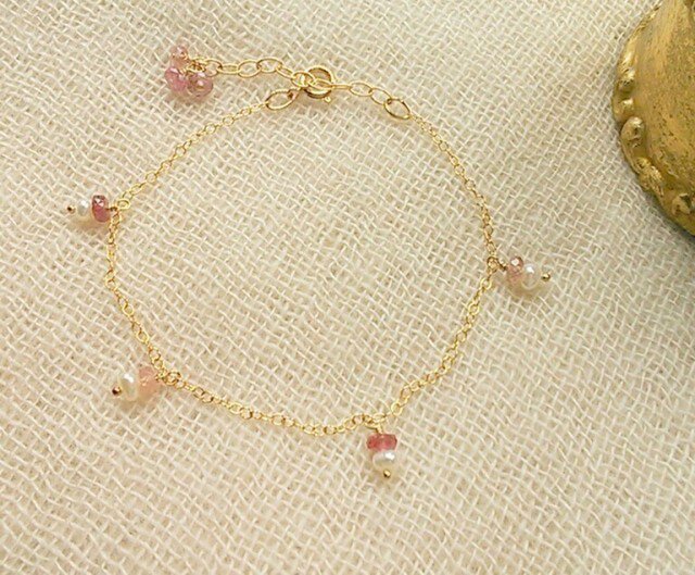 ピンクサファイア&パールの繊細ブレスレット***の画像1枚目