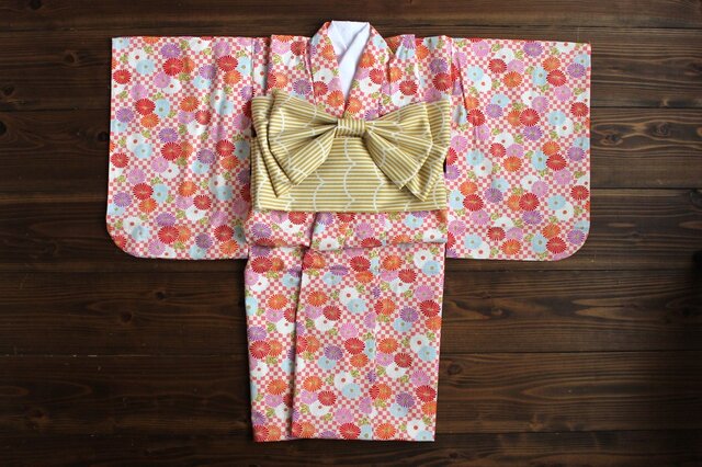 ◆カジュアル着物/市松に菊ピンク/90-110【受注生産】の画像1枚目