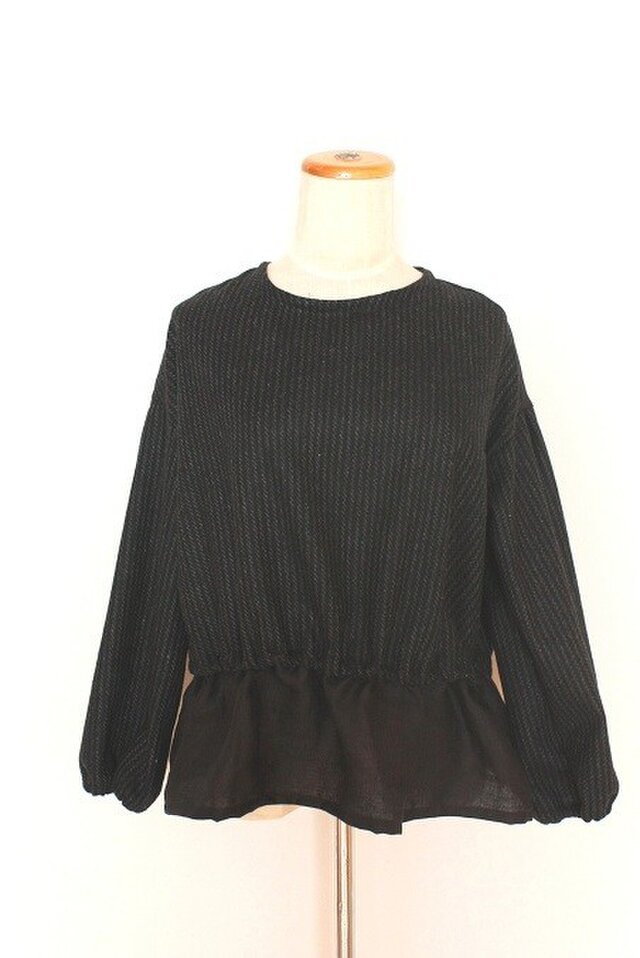 裾フリルプルオーバー　サンプル価格品