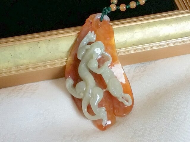 翡翠の神像 it-58c2197732824-1200.jpg