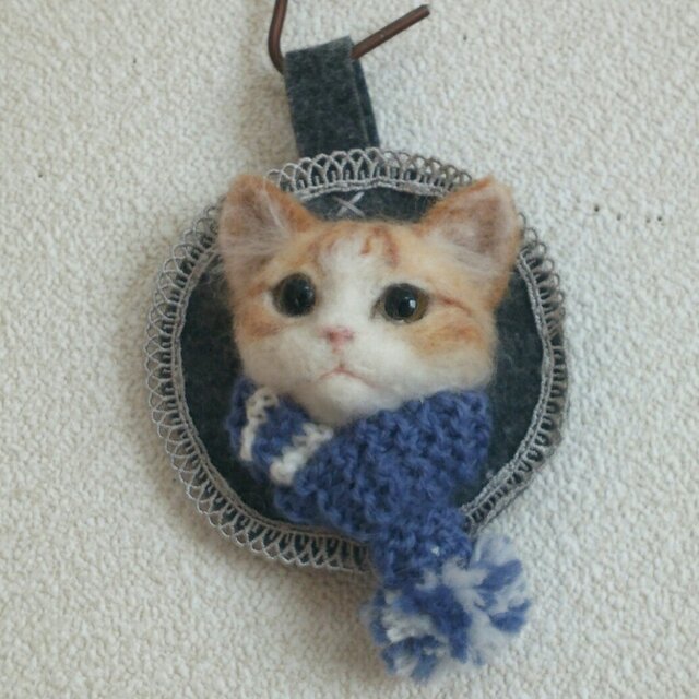 チャトラ*マフラー猫のオーナメントの画像1枚目