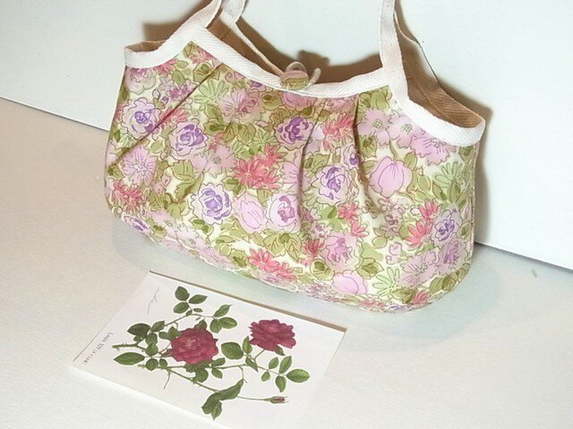 小さめグラニーバッグ「初夏の花畑」 | iichi 日々の暮らしを心地よく