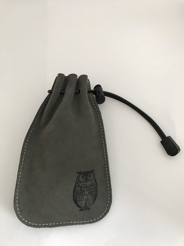 スエード小物袋の画像1枚目