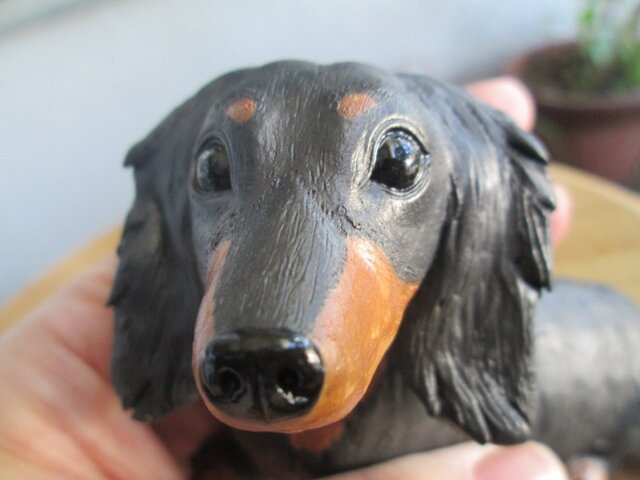 n様ご予約品＊ミニチュアダックスフンドの置物 | iichi 日々の暮らしを