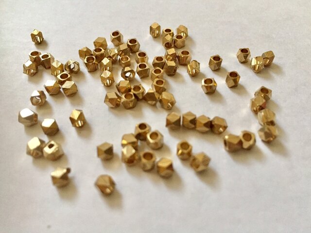 インド製 真鍮ビーズ カット型(大) | iichi 日々の暮らしを心地よく  