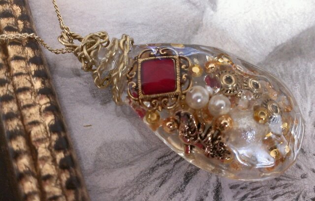 jewel box pendantの画像1枚目