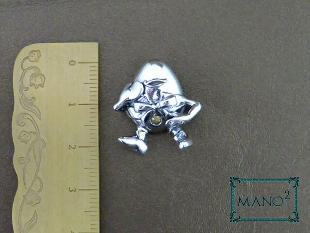 ハンプティダンプティ（にやり）ペンダント | iichi 日々の