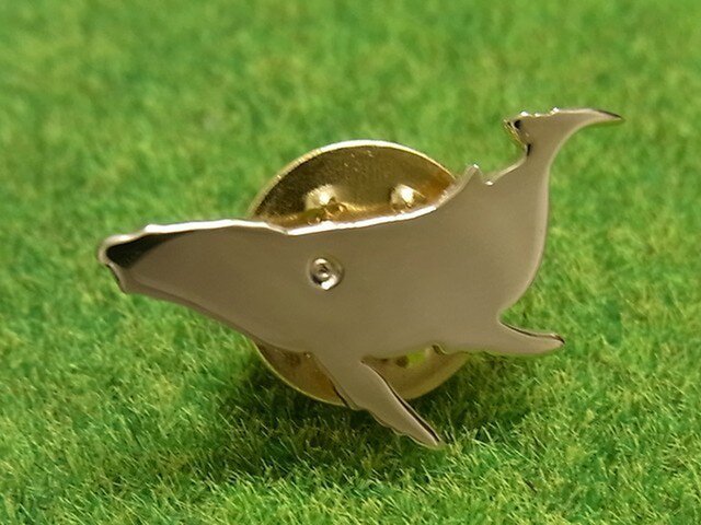 ザトウクジラpinsの画像1枚目
