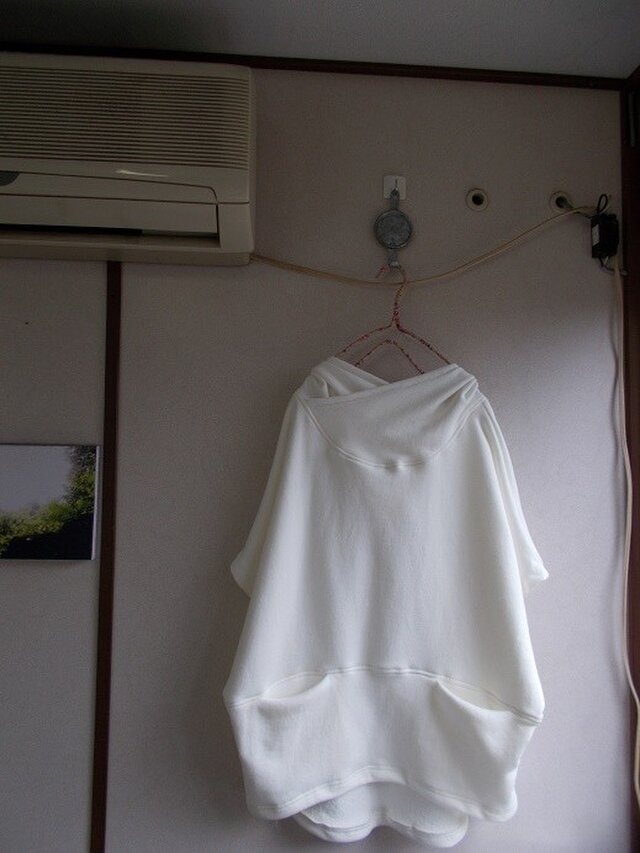 ポッケ付きパーカープルオーバー