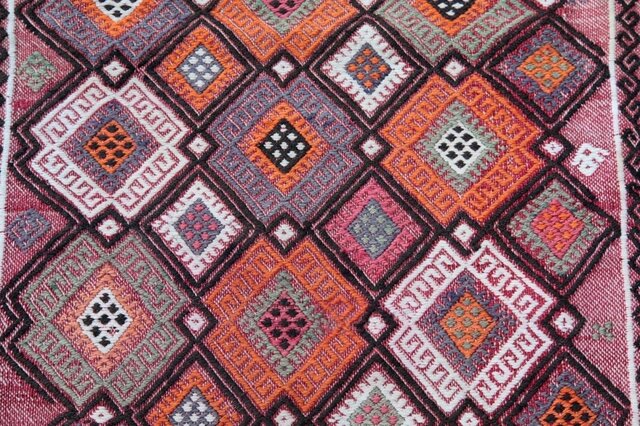 アンティークキリムラグ (コンヤ) | iichi 日々の暮らしを心地よくする