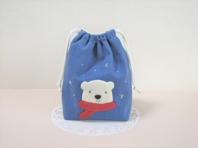 かわいい白くまアップリケの巾着袋（ブルー） | iichi 日々の暮らしを