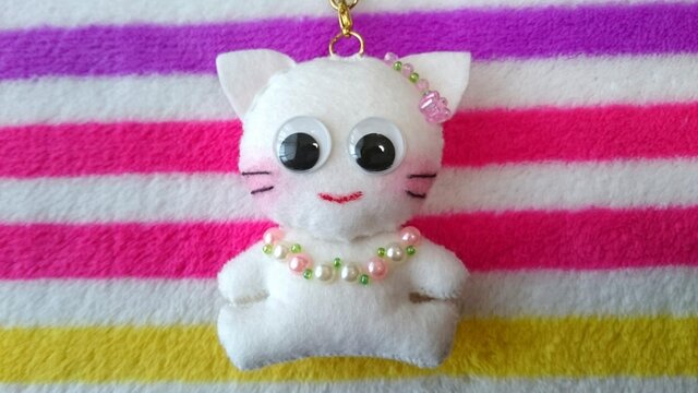 ねこマスコットストラップの画像1枚目