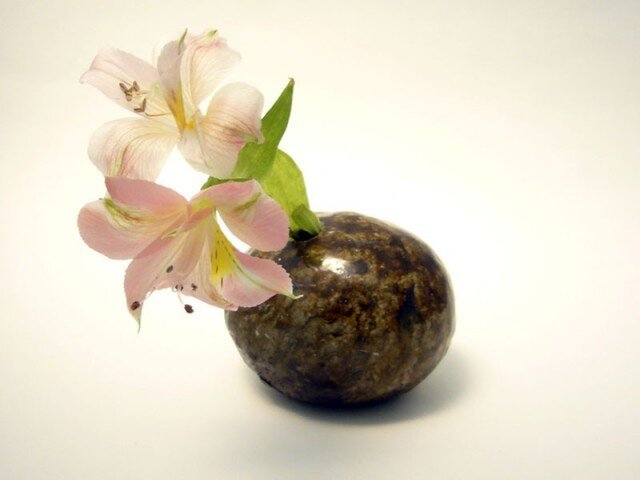 から松焼 灰かぶり 石花生けの画像1枚目