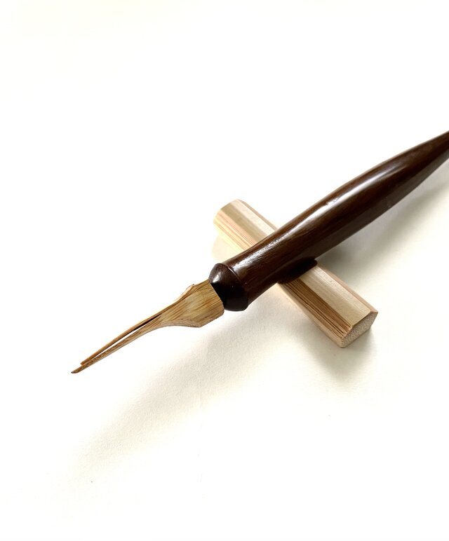 琴一ペン （竹ペン、ペン軸は神代杉） | iichi 日々の暮らしを心地よく