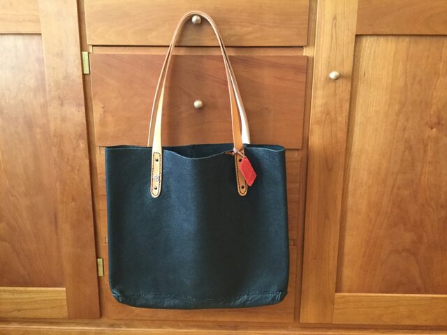 牛革製(黒)トートバックの画像1枚目