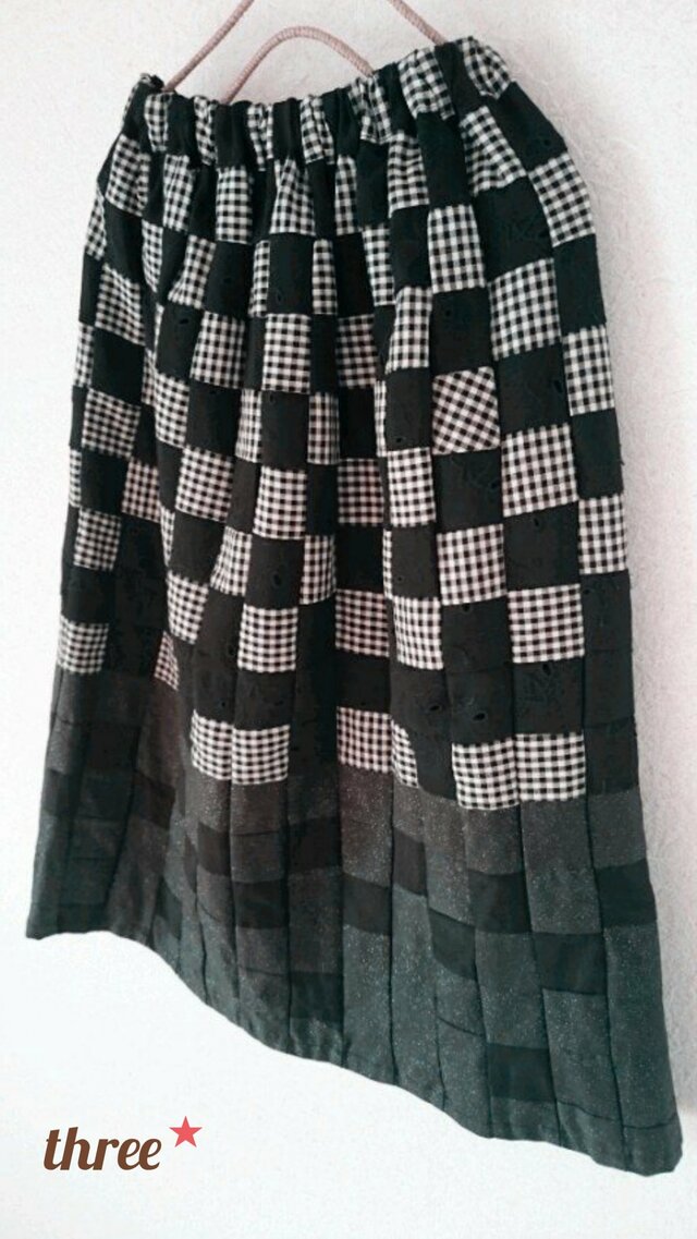 sale*小さなパッチのスカート*blackミックスの画像1枚目