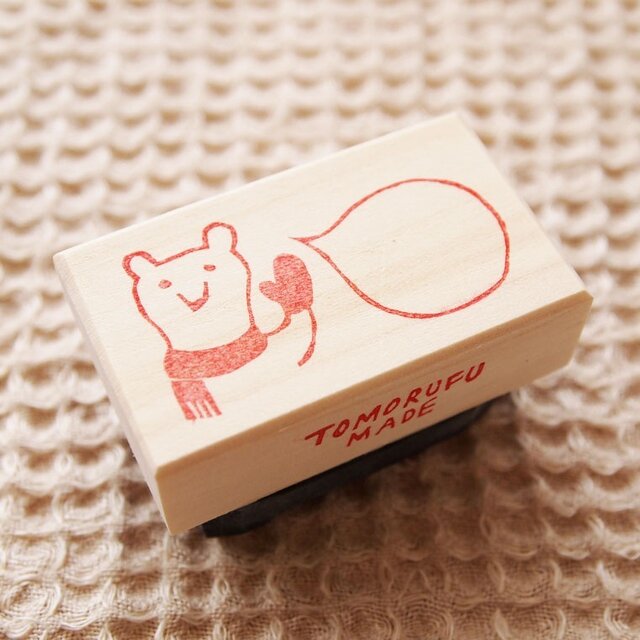 消しゴムはんこ「ふきだし☆冬支度のシロクマ」の画像1枚目