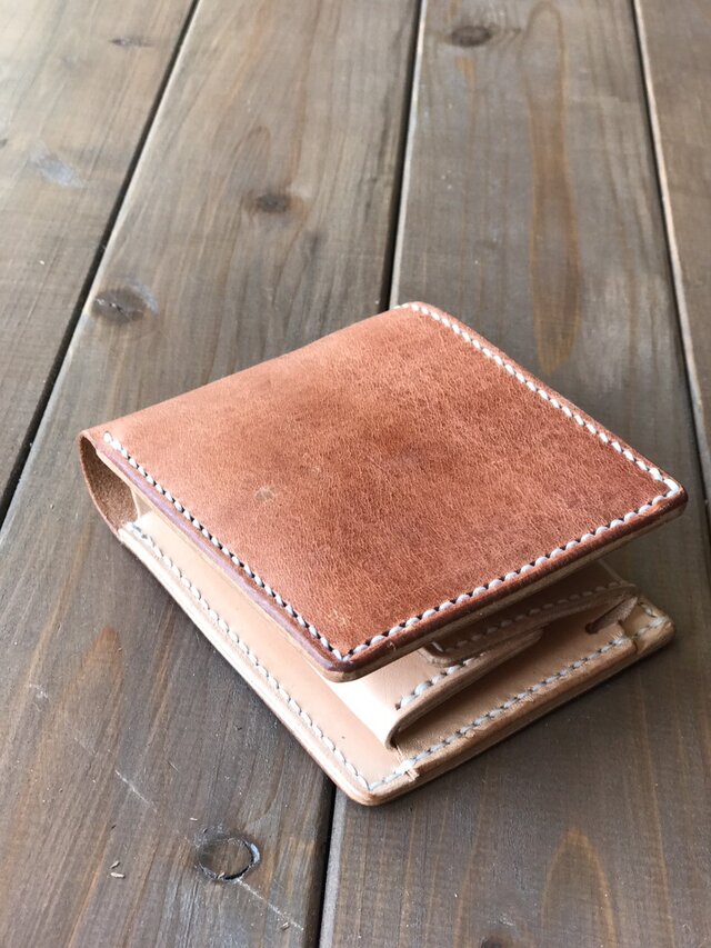 ハンドメイド　ハーマンオーク革の二つ折財布革財布