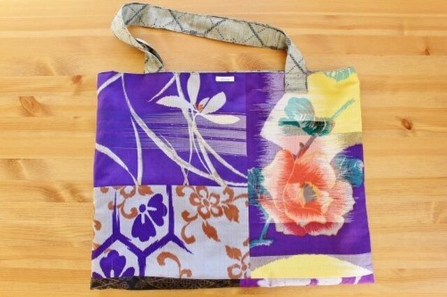 着物リメイク・銘仙のパッチワークぺたんこバッグ・大（紫～グレー