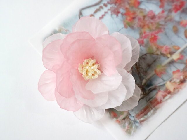 酔芙蓉のコサージュの画像1枚目