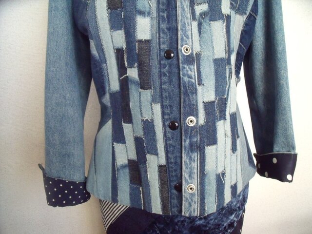 ジーンズリメイクのパッチワークジャケット | iichi 日々の暮らしを