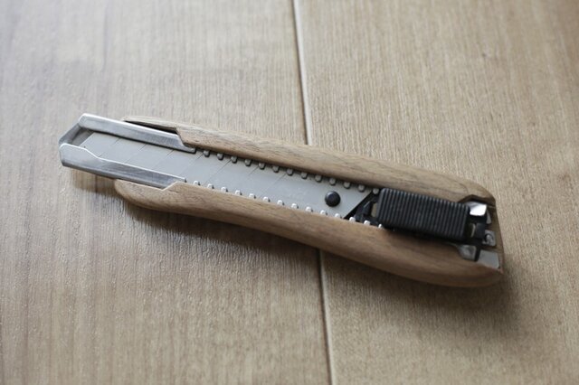 右利き用大型木製カッタースライド式(ウォールナット)の画像1枚目