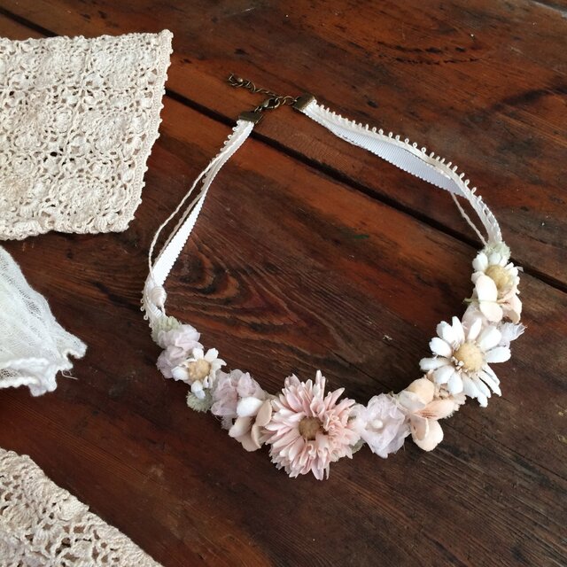 布花ネックレス　春のお花畑