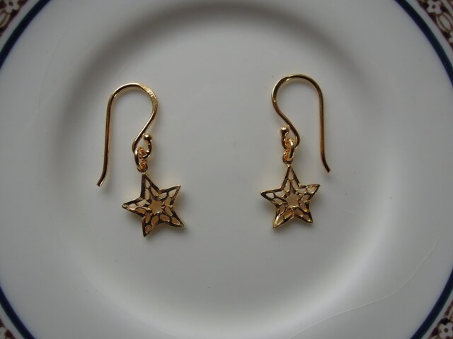 暁 金の星ピアス 24K Vermeilの画像1枚目