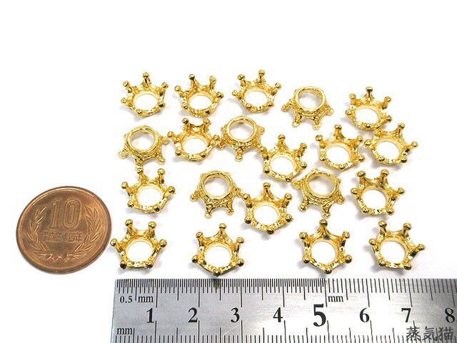 ミルククラウンチャーム ゴールド 20個【王冠パーツ レジン デコ素材