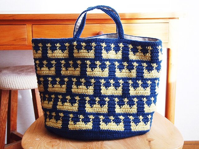 WOOL!クラウン柄のオーバルトート*ネイビー×イエローの画像1枚目