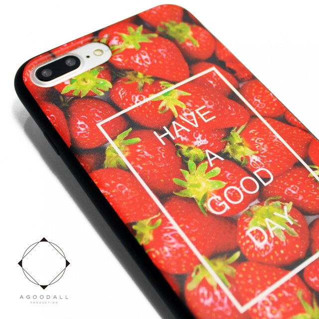 iphone7plusケース/iphone8plusケース 　レザーケースカバー（レッド×ブラック）イチゴ＋スカル