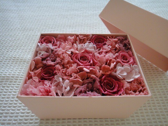 PINK フラワーBOX(ピンクグラデーション)の画像1枚目