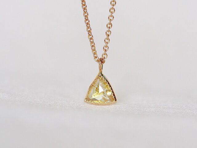 Champagne Yellow Diamond Necklaceの画像1枚目