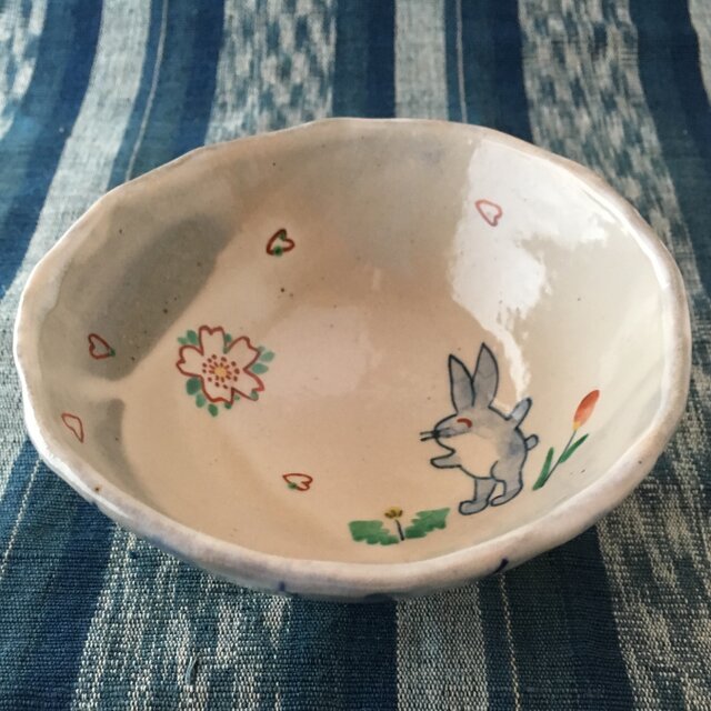 再出品 サクラとうかれうさぎのご飯茶碗