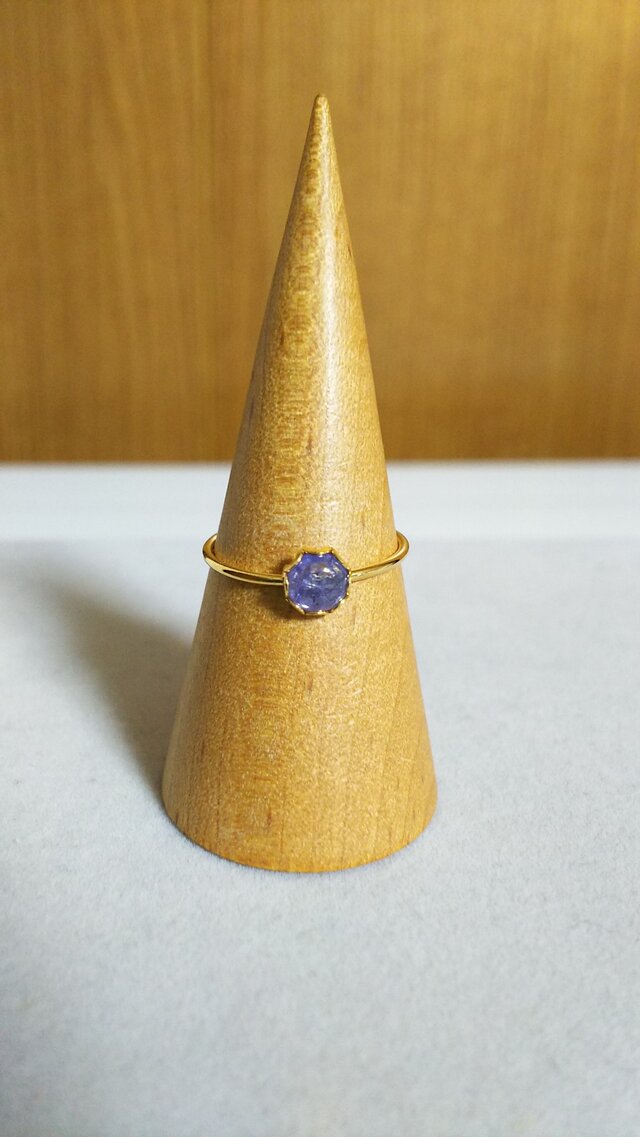 宝石質タンザナイトベゼルリング(13号)の画像1枚目