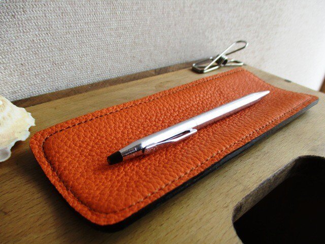 【復刻新作】シンプル&コンパクト、だけど重くて安定するペントレイの画像1枚目