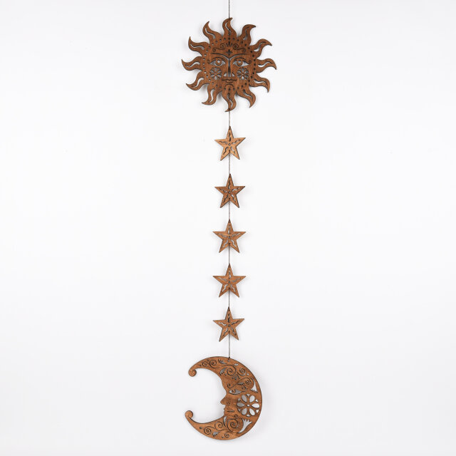 太陽と月と星々のガーランド（木の壁飾り） | iichi 日々の暮らしを 