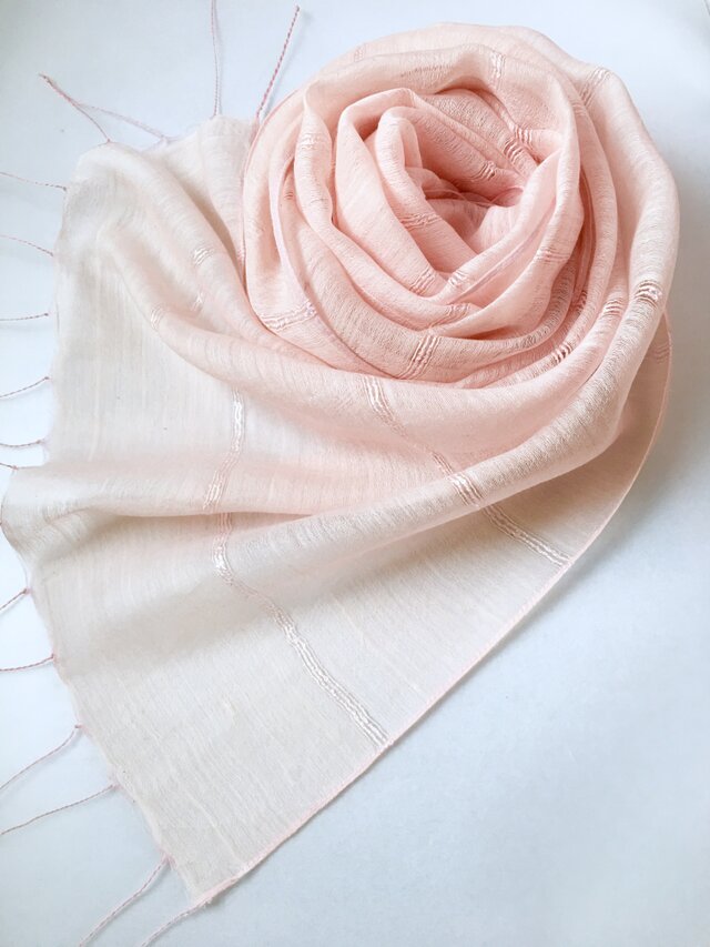 *薄桜色*ふんわり春色 シルクショールの画像1枚目