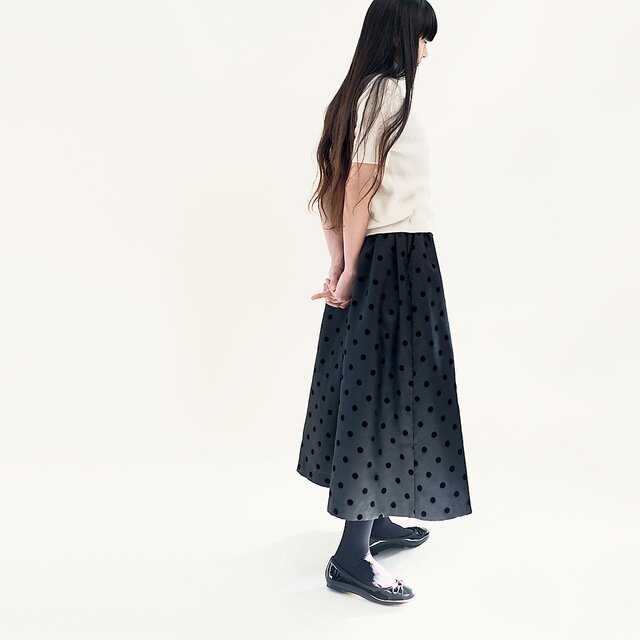 ドット ダークグレー×黒 ロングスカート ブラック ベルベット風 水玉 ●ODETTE●の画像1枚目