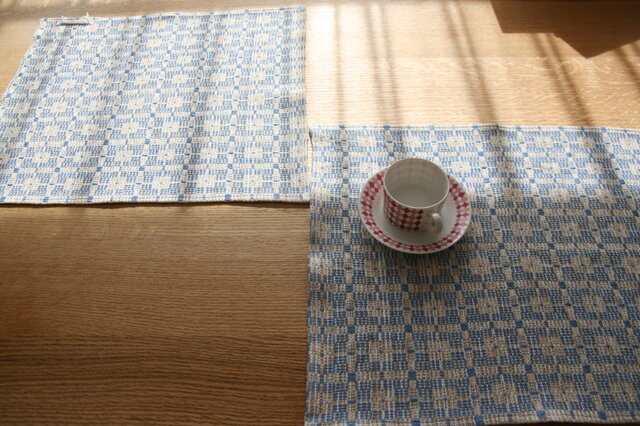 yk91　オーダー　ハンドメイド　ランチョンマット 北欧手織りのランチョンマット（ブルー） | iichi 日々の暮らしを