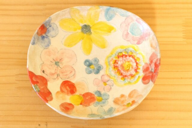 粉引きお花のオーバルプレート。の画像1枚目