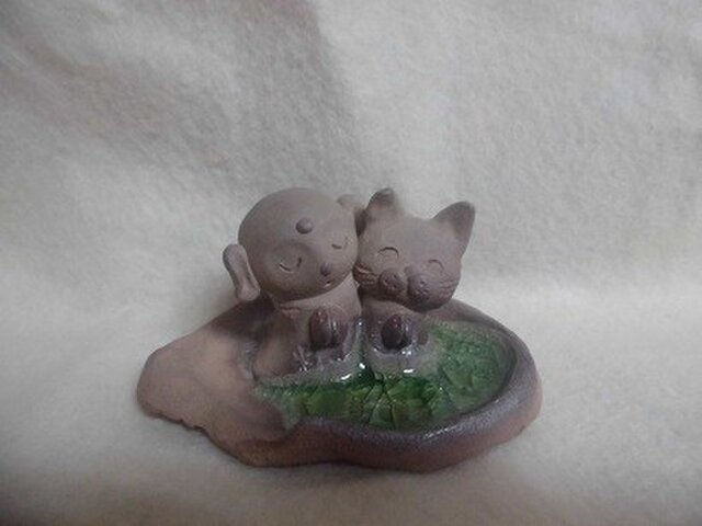 お地蔵さんと猫の画像1枚目