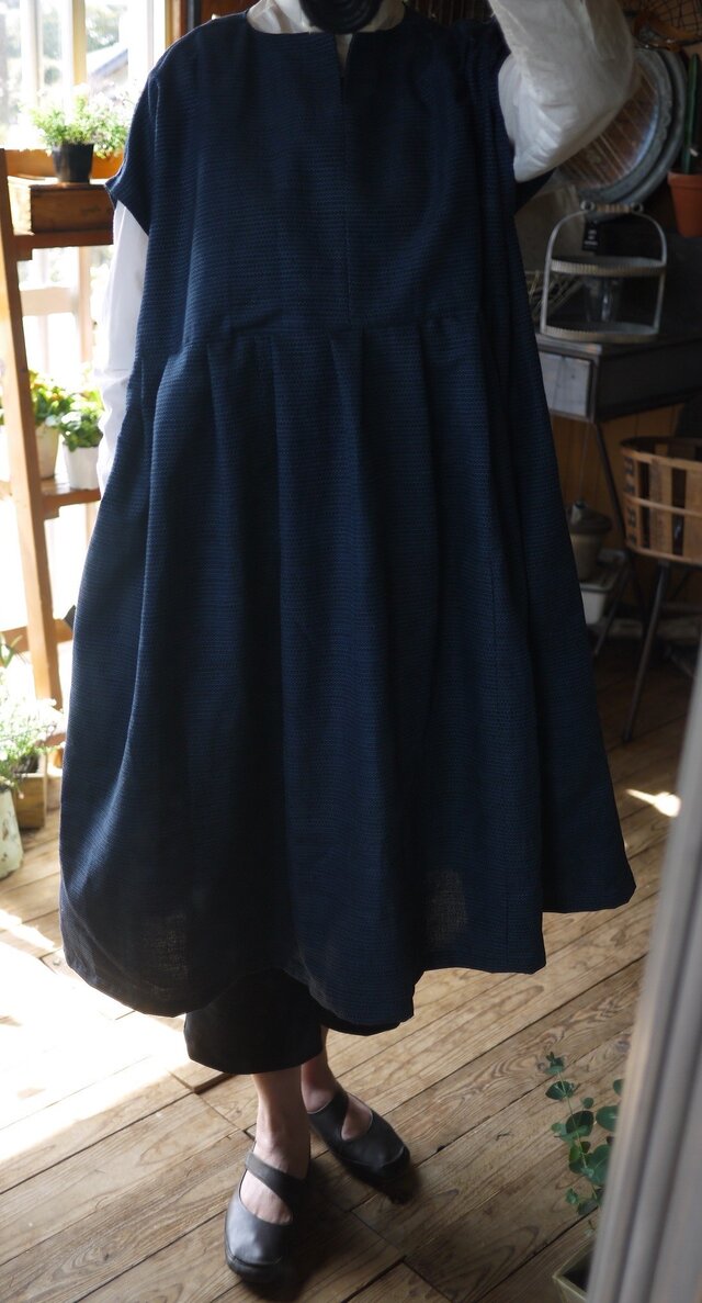 正絹100亀甲柄のワンピースの画像1枚目