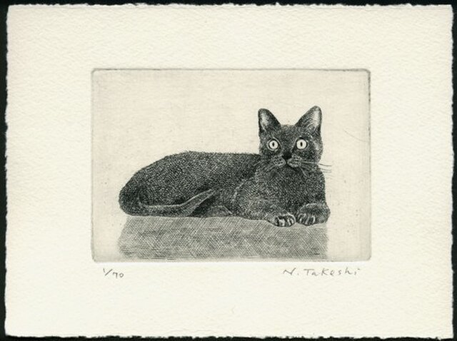 くつろぐ猫 / 銅版画 (額あり） | iichi 日々の暮らしを心地よくする
