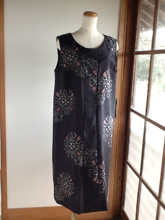 濃紺色の銘仙 ワンピース