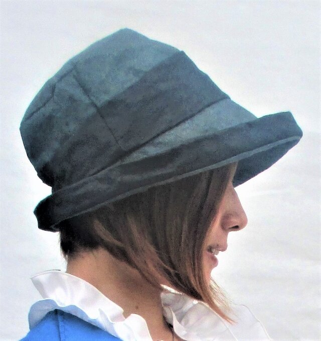 機能性和紙帽子グリーン色と黒色の和紙帽子の画像1枚目