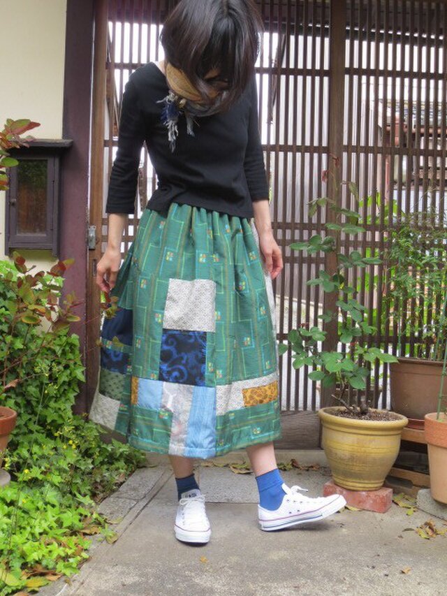 着物紬でスカート☆新緑の香りに水の流れ爽やか♪76㎝丈