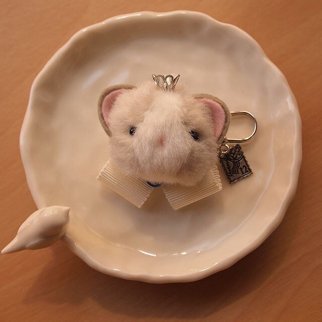 ふんわりブローチ＊2毛猫シルバー