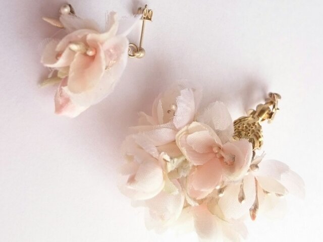 sakura no.1 (ピアス※イヤリング変更可)の画像1枚目