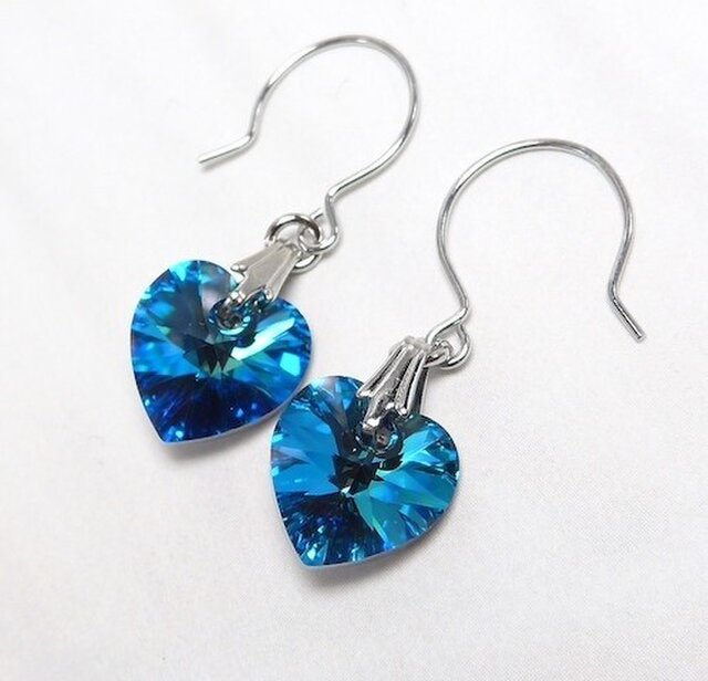 ふわっとハートのピアス ネイビー it-58d124d2c7e8f-1200.jpg